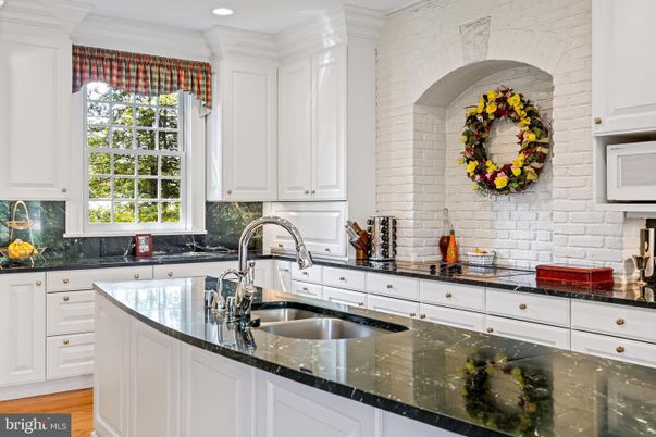 Interior, Kitchen, Recessed Lighting, Stone Walls, Wood Texture Flooring