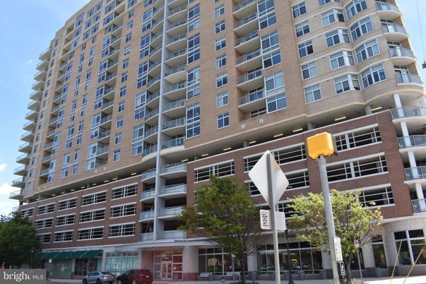 Exterior, Facade, Condo Building
