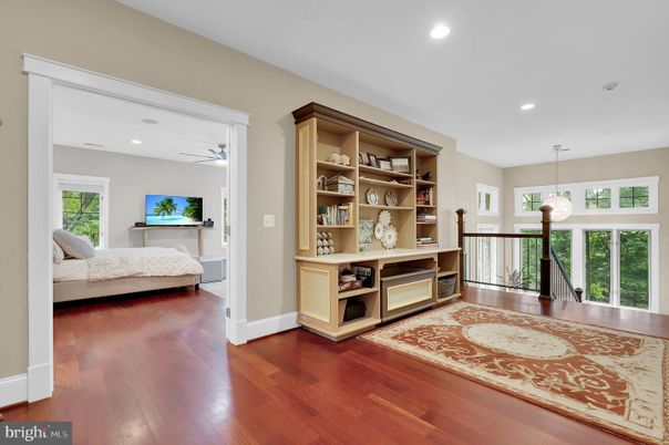 Bedroom, Interior, Pendant Lights, Recessed Lighting, Wood Texture Flooring
