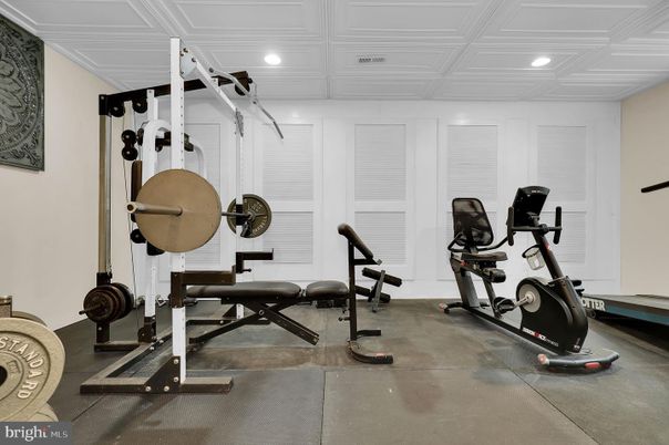 Fitness Equipment, Interior, Recessed Lighting