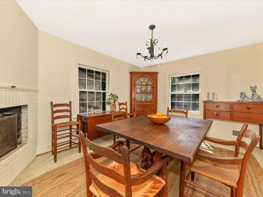 Chandelier, Dining room, Fireplace, Interior