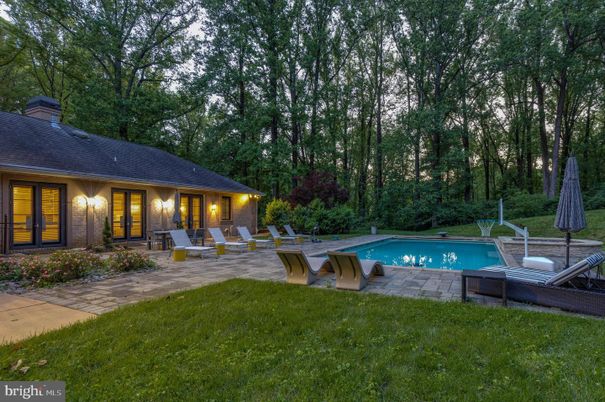 Backyard, Exterior, Pool