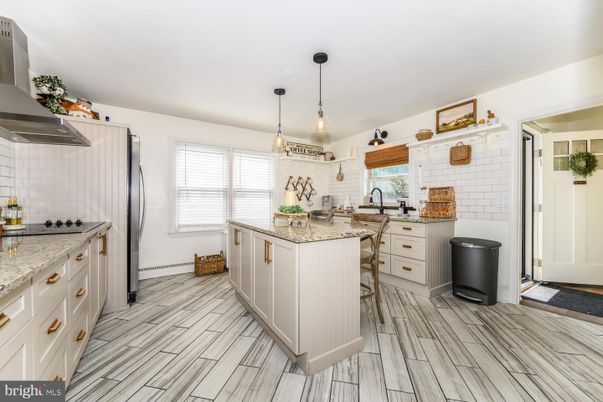 Interior, Kitchen, Pendant Lights