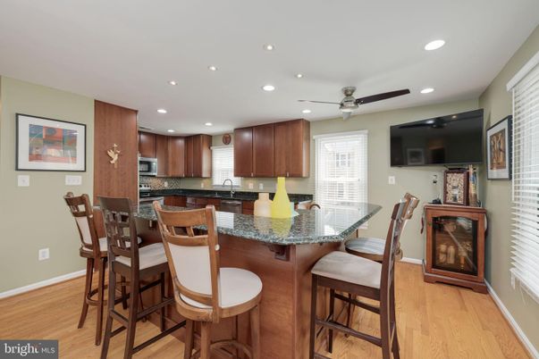 Dining room, Interior, Kitchen, Recessed Lighting, Wood Texture Flooring