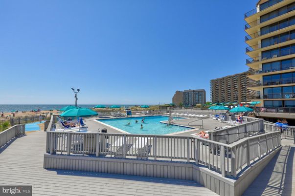 Exterior, Pool, Water