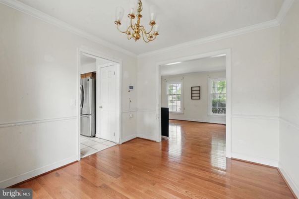 Chandelier, Empty room, Interior, Kitchen, Wood Texture Flooring