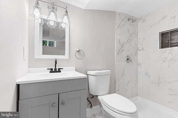 Bathroom, Interior, Marble Walls