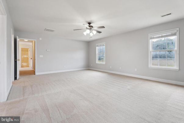 Empty room, Interior, Recessed Lighting