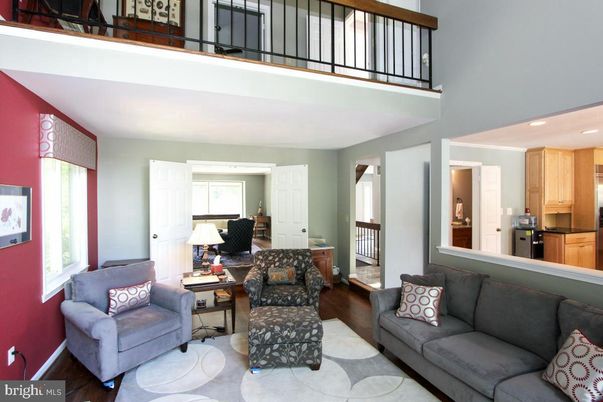 Interior, Kitchen, Living room, Recessed Lighting, Wood Texture Flooring