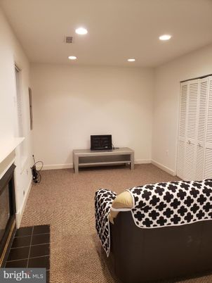 Fireplace, Interior, Recessed Lighting
