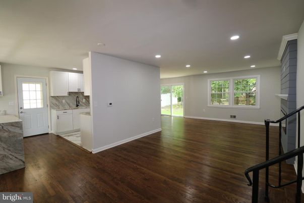Empty room, Interior, Kitchen, Recessed Lighting, Wood Texture Flooring