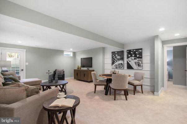 Dining room, Interior, Living room, Recessed Lighting