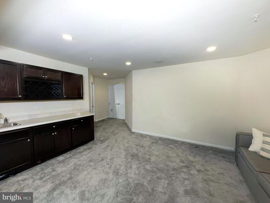 Empty room, Interior, Kitchen, Recessed Lighting