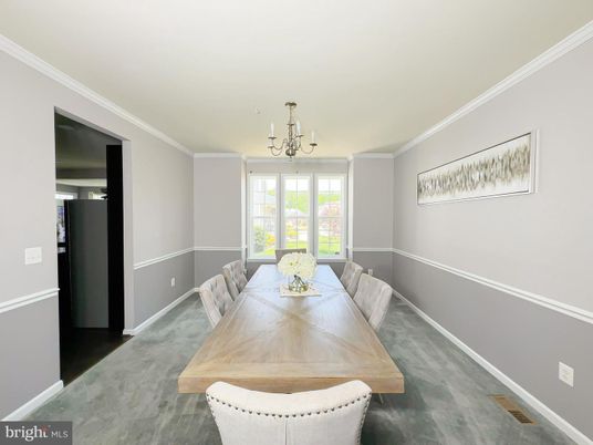Chandelier, Dining room, Interior