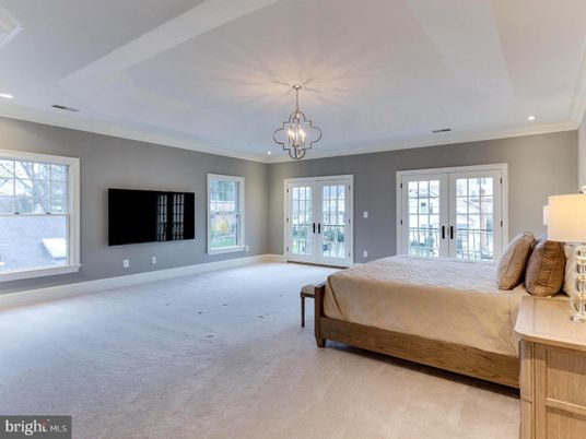 Bedroom, Chandelier, Interior, Pendant Lights, Recessed Lighting