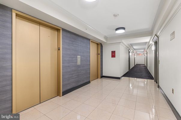 Elevator, Interior