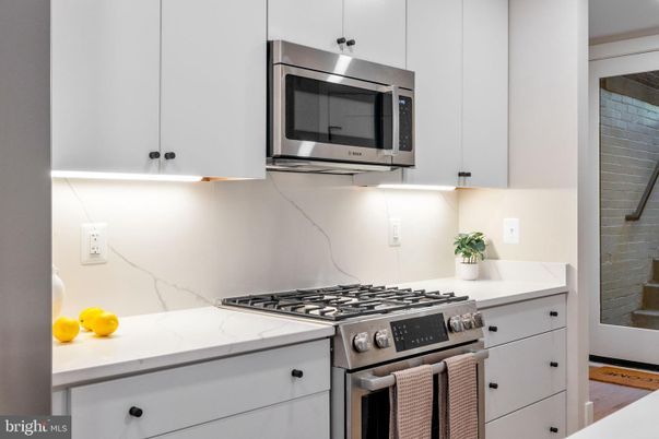 Interior, Kitchen, Stainless Steel Appliances