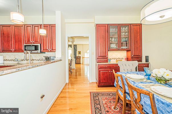 Dining room, Interior, Kitchen, Pendant Lights, Wood Texture Flooring