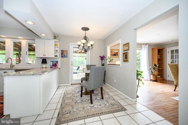 Chandelier, Dining room, Interior, Kitchen, Recessed Lighting