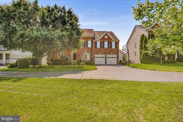 Attached, Backyard, Exterior, Facade, Brick Facade, Georgian