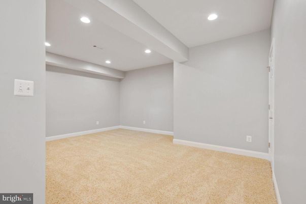 Empty room, Interior, Recessed Lighting