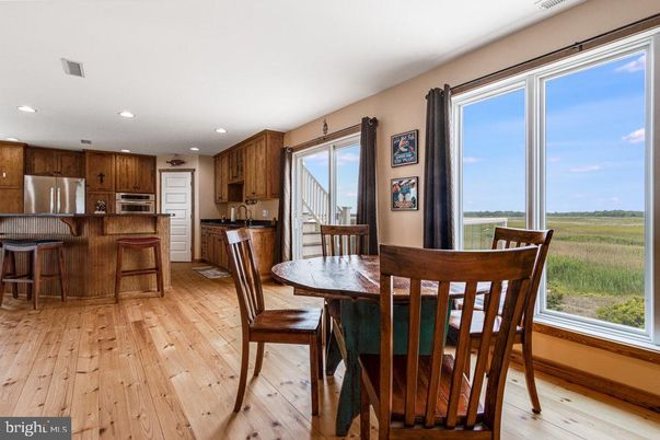 Dining room, Interior, Kitchen, Recessed Lighting, Wood Texture Flooring