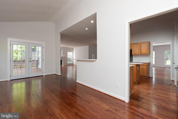 Empty room, Interior, Kitchen, Recessed Lighting, Wood Texture Flooring
