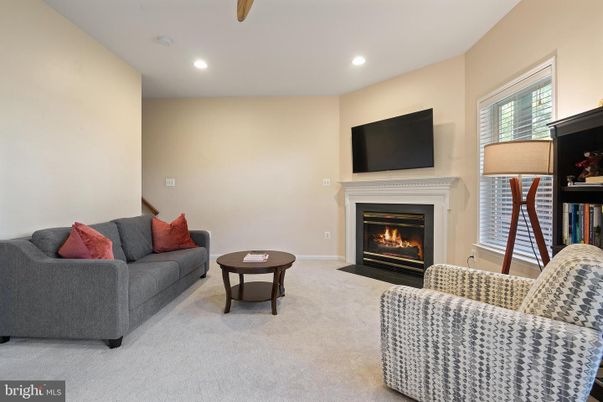 Fireplace, Interior, Living room, Recessed Lighting