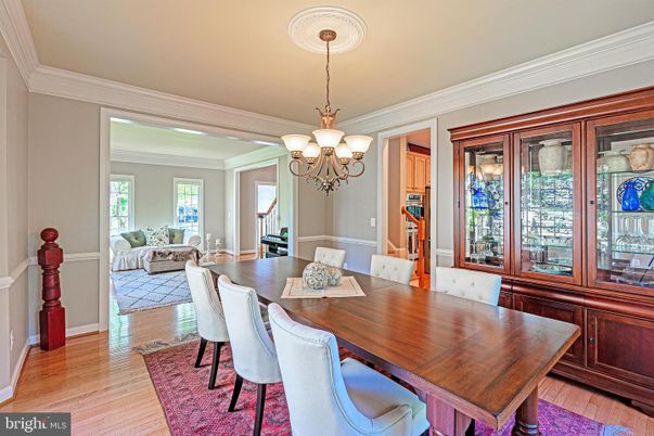 Chandelier, Dining room, Interior, Living room, Wood Texture Flooring