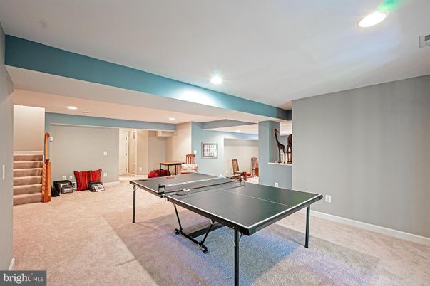 Game Room, Interior, Recessed Lighting