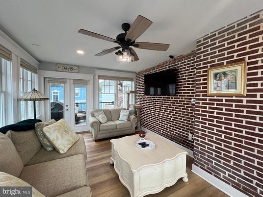 Interior, Living room, Recessed Lighting, Stone Walls, Wood Texture Flooring
