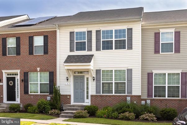 Exterior, Facade, Brick Facade, Solar Panels, Rowhouse