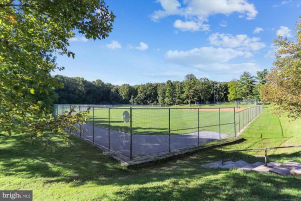 Exterior, Tennis Courts