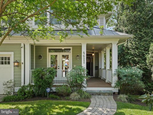 Exterior, Facade, None