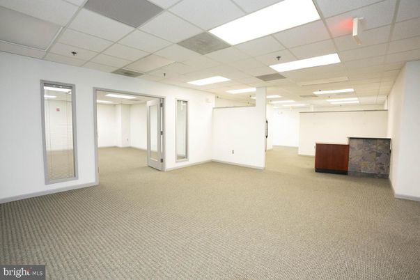 Empty room, Fireplace, Interior, Recessed Lighting