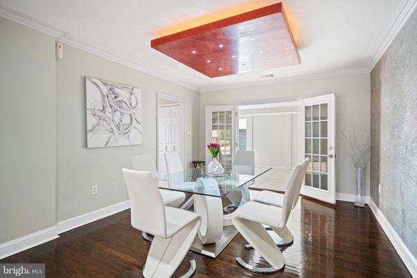 Dining room, Interior, Recessed Lighting, Wood Texture Flooring