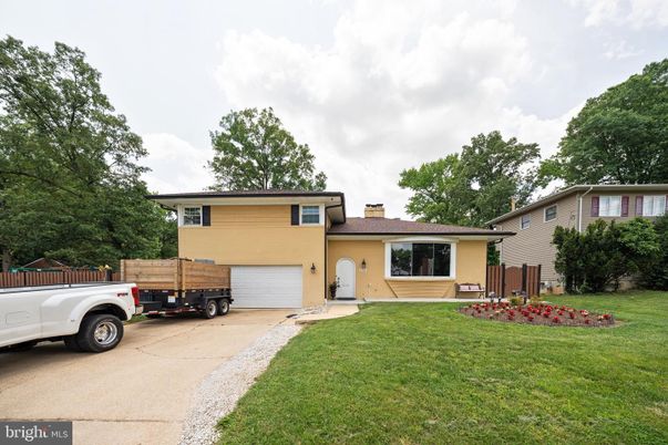 Attached, Backyard, Exterior, Facade, Split Level