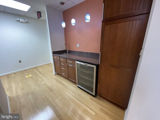 Interior, Kitchen, Pendant Lights, Wood Texture Flooring