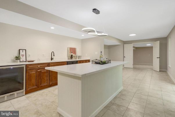 Interior, Kitchen, Pendant Lights, Recessed Lighting