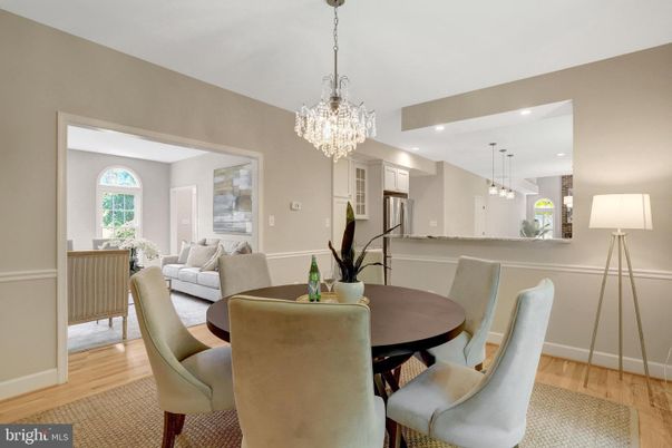 Chandelier, Dining room, Interior, Kitchen, Living room, Pendant Lights, Recessed Lighting, Wood Texture Flooring