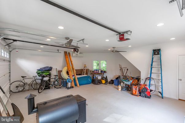 Garage, Interior, Recessed Lighting