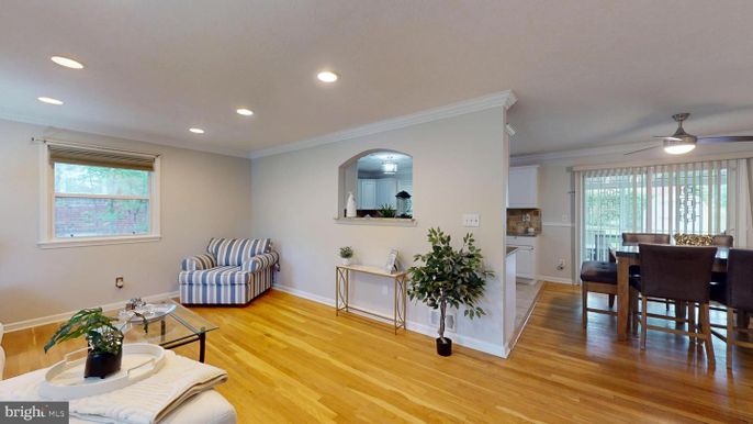 Dining room, Interior, Recessed Lighting, Wood Texture Flooring