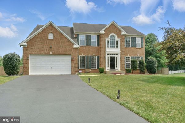 Attached, Exterior, Facade, Brick Facade, Brick Traditional