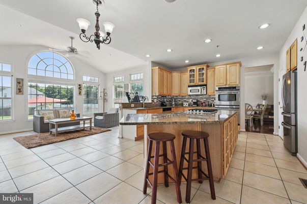 Chandelier, Dining room, Interior, Kitchen, Living room, Recessed Lighting