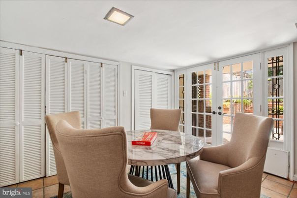 Dining room, Interior, Recessed Lighting