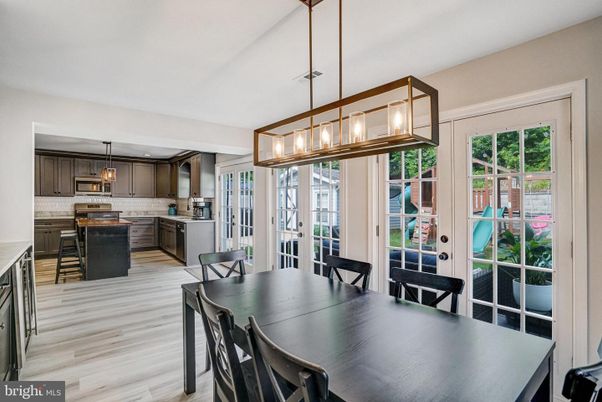 Dining room, Interior, Kitchen, Pendant Lights, Wood Texture Flooring