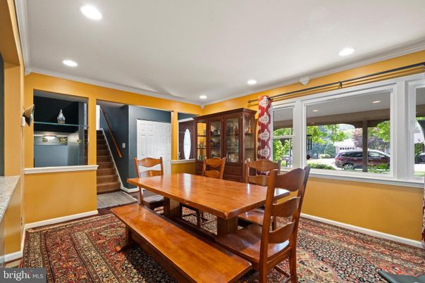 Dining room, Interior, Recessed Lighting