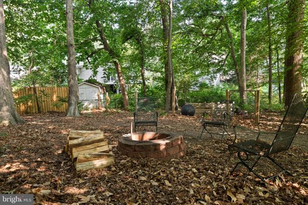 Backyard, Detached Garage, Exterior