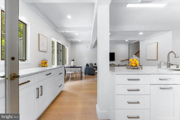 Dining room, Interior, Kitchen, Recessed Lighting, Wood Texture Flooring
