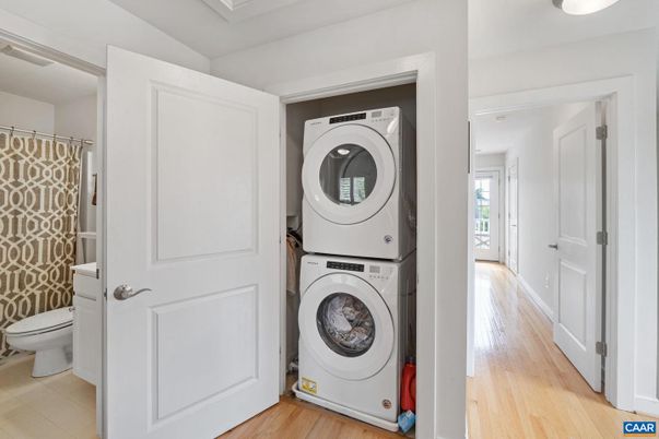 Interior, Utility Closets, Washer, Wood Texture Flooring